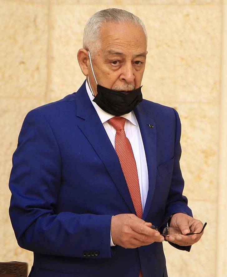 العيسوي ينقل تعازي الملك إلى البطوش وعباس