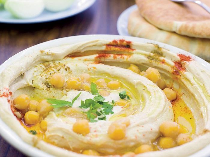 العواد: ارتفاع أسعار الزيت والحمص