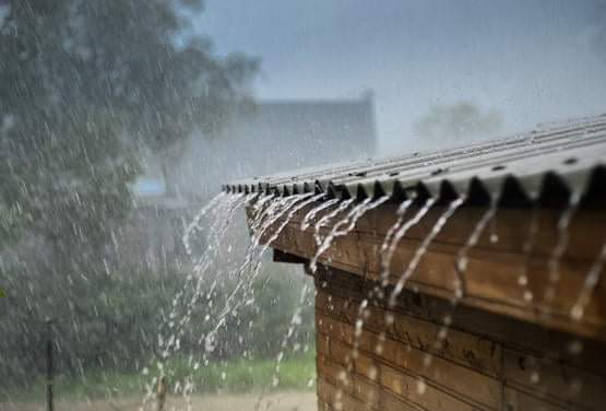 كميات الأمطار التي هطلت من بداية الموسم 20212022  ونسبتها من المعدل العام طويل الأمد