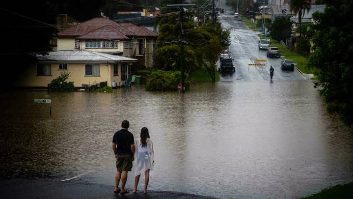 استراليا: اجلاء عشرات الآلاف جراء الفيضانات