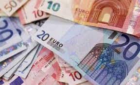 تراجع اسعار اليورو عالميا