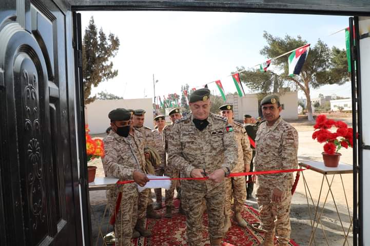 مدير عام الخدمات الطبية الملكية يزور قيادة المنطقة العسكرية الشرقية_ صور