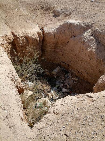 بلدية الأزرق تردم 8 آبار مهجورة