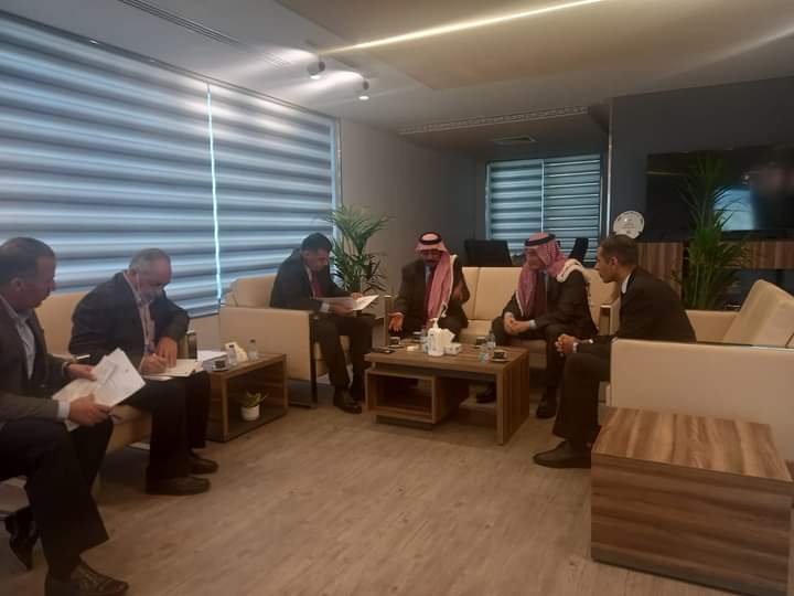 وزير الزراعة يستقبل مستشار جلالة الملك لشؤون العشائر