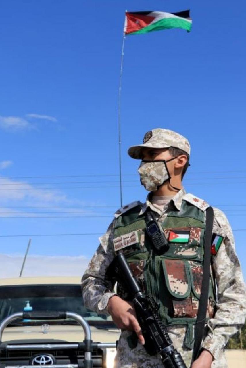 رفاق البندقية