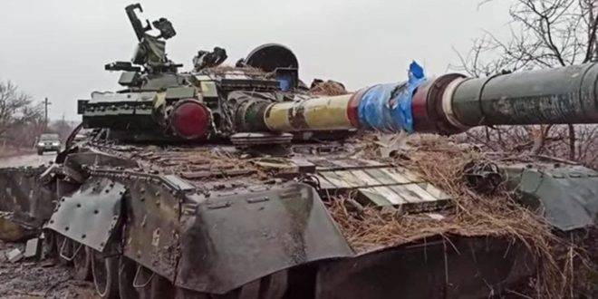 كاتبة أسترالية: الغرب دفع الوضع في أوكرانيا إلى حالة الغليان