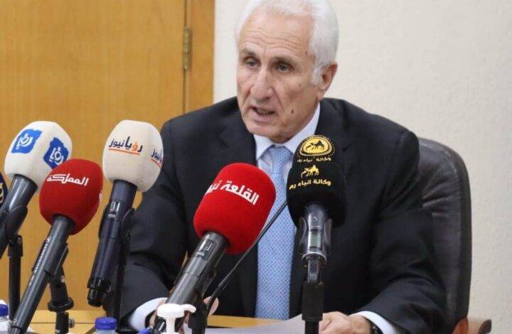 عويس يخاطب رؤساء الجامعات بشأن المتقدمين بطلبات المنح والقروض