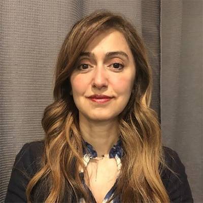 إخلاء سبيل الصحفية تغريد الرشق بعد توقيفها 11 ساعة إثر شكوى الكاتب أحمد سلامة