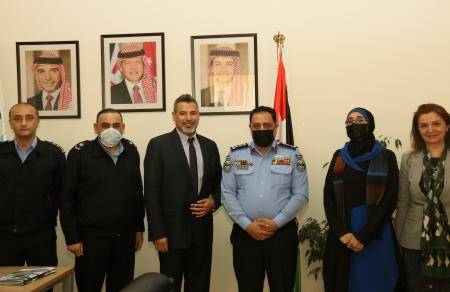 بحث أوجه التعاون بين جامعة عمان العربية و مديرية الأمن العام