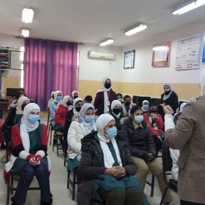 المياه محاضرة للتوعية المائية لطلبة مدارس البلقاء  ...صور