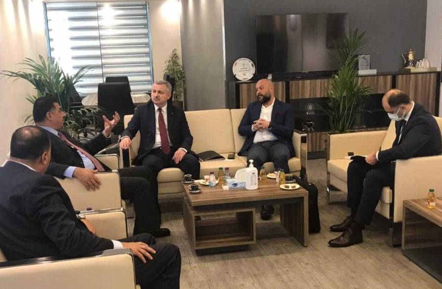 وزير الزراعة يلتقي السفير المولدوفي المعتمد وغير المقيم في المملكة