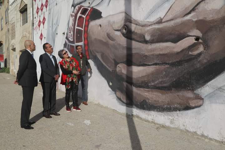 إشهار جدارية بمناسبة يوم المدينة في جبل اللويبدة