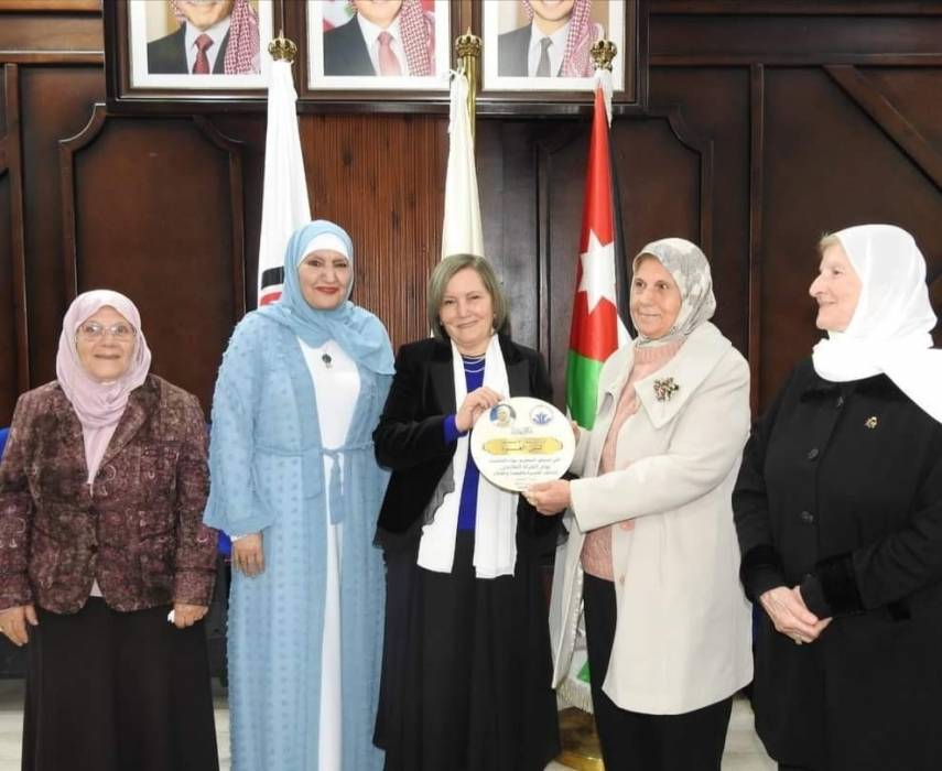 الحتاملة : المرأة الأردنية حققت إنجازات عظيمة على جميع الأصعدة بكل فخر واعتزاز..صور
