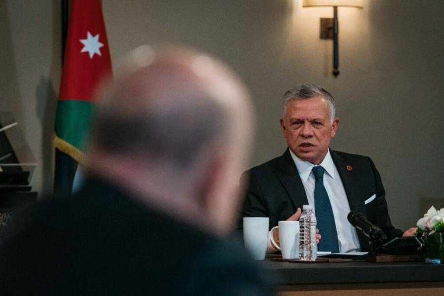 الملك: إقرار مشروع قانون الأحزاب خطوة مهمة في مسيرة التحديث السياسي