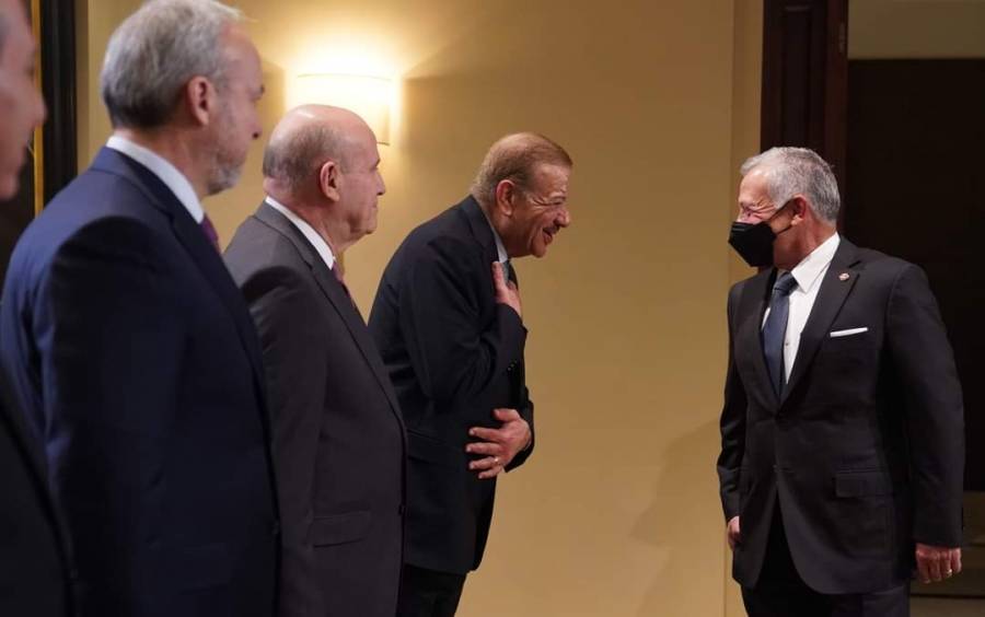 الملك: مشاريع القوانين تتطلب الالتزام بحضور الجلسات النيابية