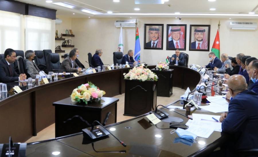 وزير الداخلية يترأس اجتماعا لمحافظي الميدان