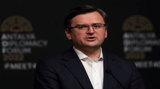 وزير خارجية أوكرانيا: على روسيا مغادرة منشآت غاز ومحطات نووية أوكرانية