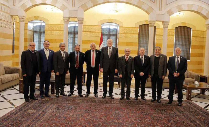 رئيس الوزراء اللبناني يلتقي الوفد الكشفي العربي
