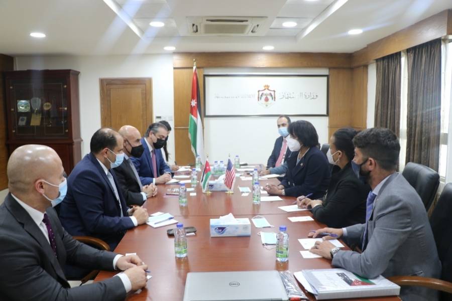 التجارة الأمريكية: أهمية التشاركية بين القطاعين الخاصين الأردني والأمريكي