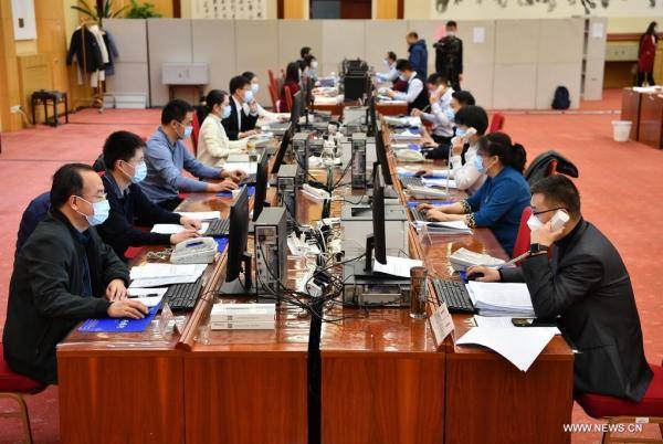 المشرعون الصينيون يقدمون 487 مقترحا للدورة التشريعية السنوية