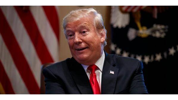 ترامب يطلب تبرعات من أنصاره لشراء طائرة جديدة له