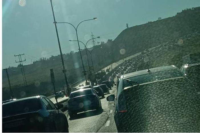 أزمة خانقة على شارع الأردن اليوم الأحد