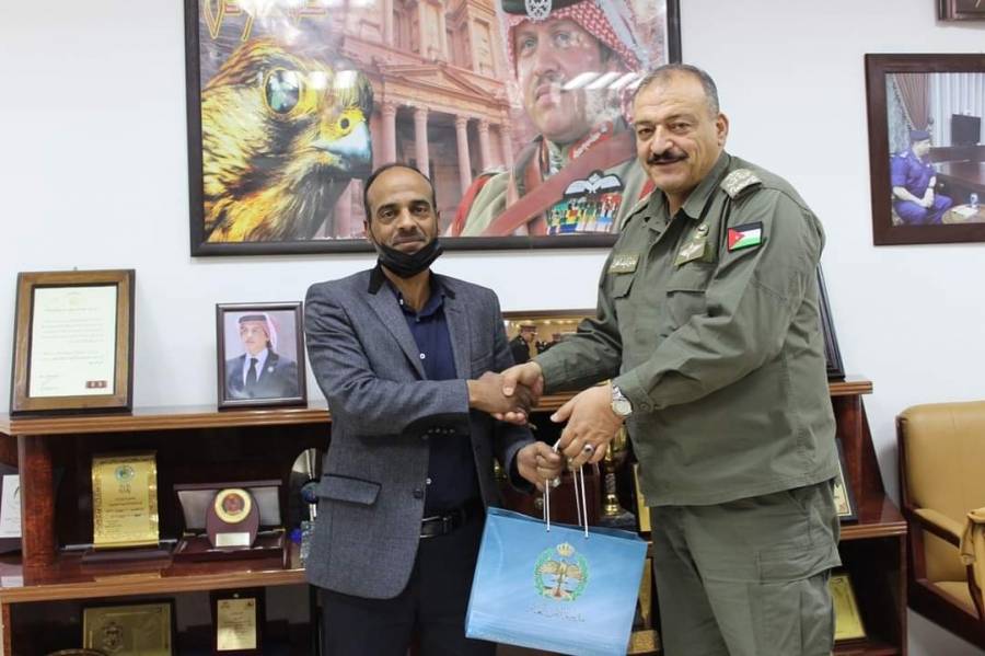 الأمن العام يكرم العقيد سعود الدهام