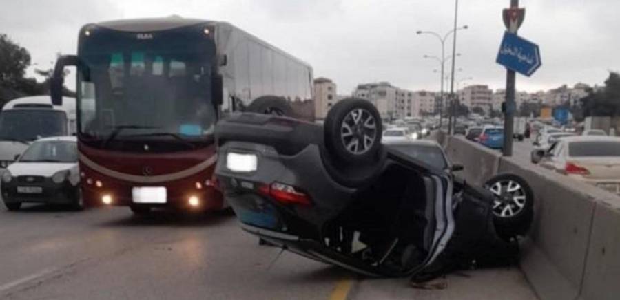 أزمة مرورية بسبب حادث تدهور على طريق المطار