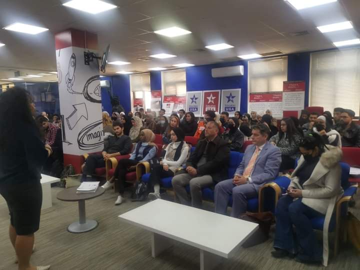 الركن الأمريكي يعقد محاضرة ثقافية في مكتبة الجامعة الهاشمية