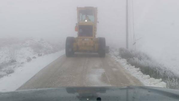 الثلوج تغطي لواء الشوبك وجبال الشراة ومنطقة رأس النقب في محافظة معان