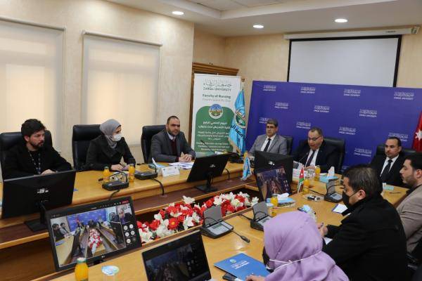 جامعة الزرقاء تنظم يوما علميا لكلية التمريض