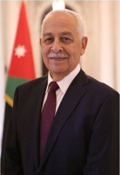 بتوجيهات ملكية.. العيسوي يعلن عن إطلاق مشاريع مبادرات ملكية تنموية وتطويرية بمحافظة الزرقاء