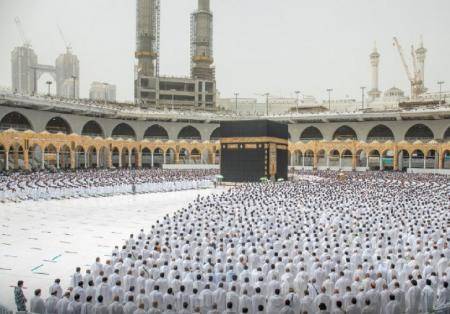 نجاح خطة تفويج الحشود لصلاة الجمعة بالمسجد الحرام