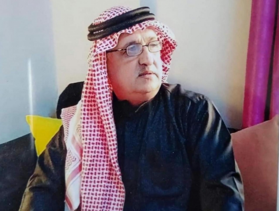 النقيب الطبيب خالد السرحان يرثي والده بالم وحزن على فراقه