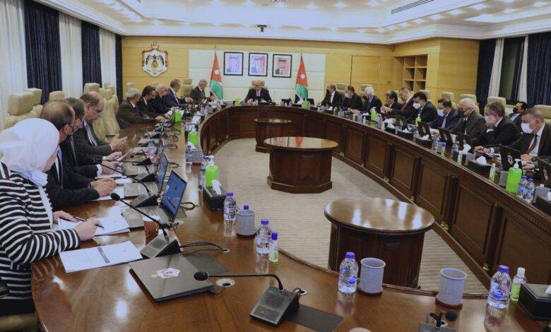 الحكومة تفوض وزراء باتِّخاذ القرارات المناسبة لضمان استقرار الأسعار