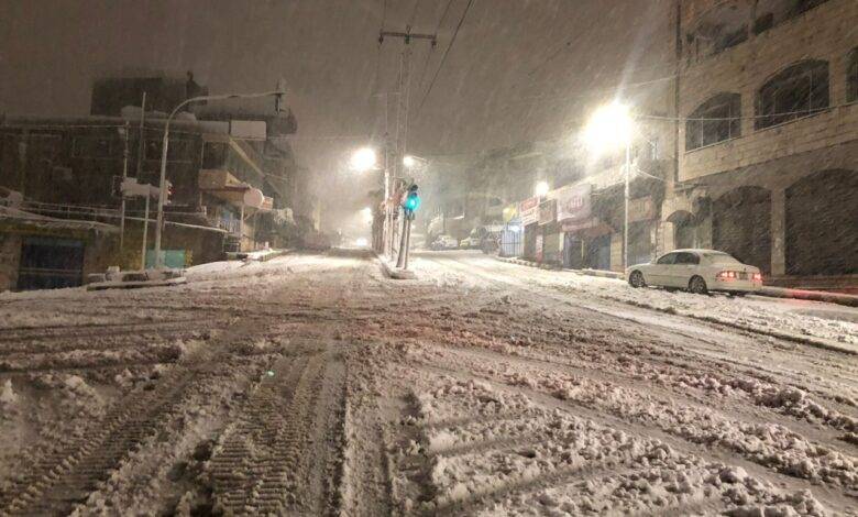 ثلوج وأمطار غزيرة بمنخفض قطبي يؤثر على الأردن الأربعاء