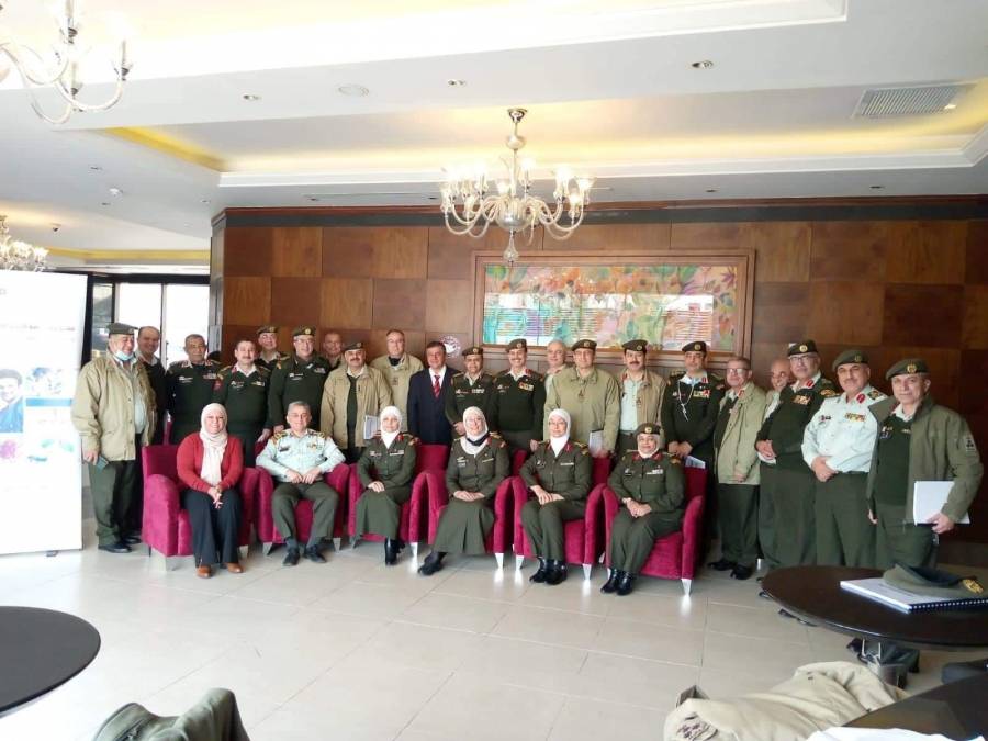 اختتام ورشة العمل التدريبية عن “القيادة والإدارة العليا…