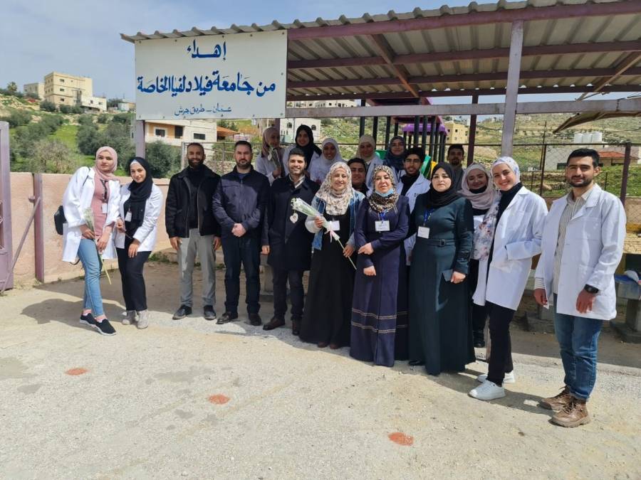 صيدلة فيلادلفيا تشارك في اطلاق مبادرة صحتنا تستحق..صور