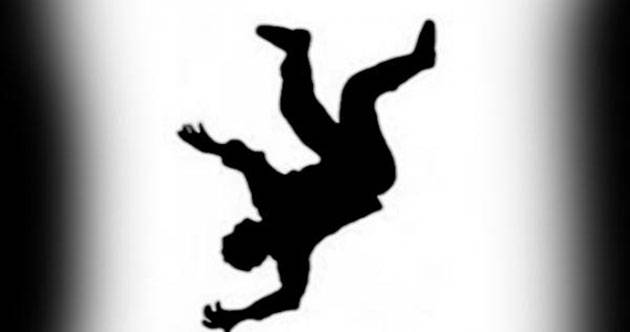 وفاة طفل إثر سقوطه من الطابق الرابع في الرصيفة