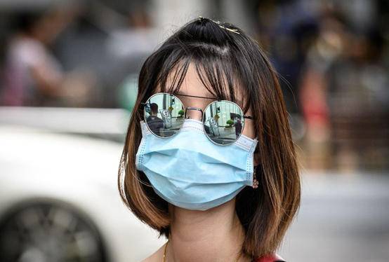 الاوبئة: إلغاء الكمامة في الأماكن المغلقة غير ممكن