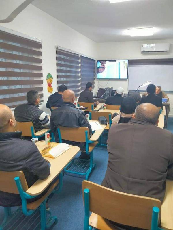 أكاديمية الخط العربي تقيم ورشة في الخط العربي