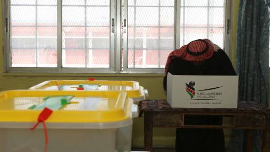 15 نسبة الاقتراع في جميع المحافظات حتى الثانية عصرا