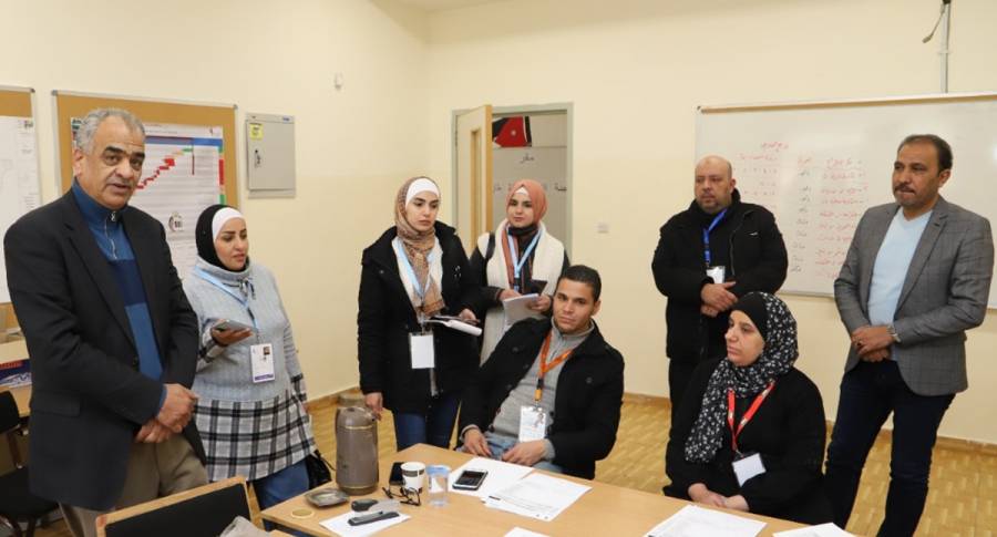 مسؤولون: عملية اقتراع سلسة في منطقة طارق