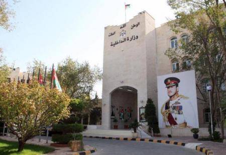 الداخلية: رصد فيديوهات لإطلاق عيارات نارية وسيتم القبض على المخالفين