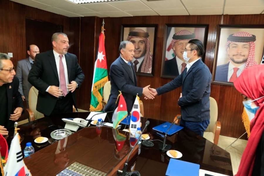 وزير المياه والري : اتفاقية مع الوكالة الكورية KOICA لتحسين شبكات مياه المصطبة جرش بقيمة 9,13 مليون دولار