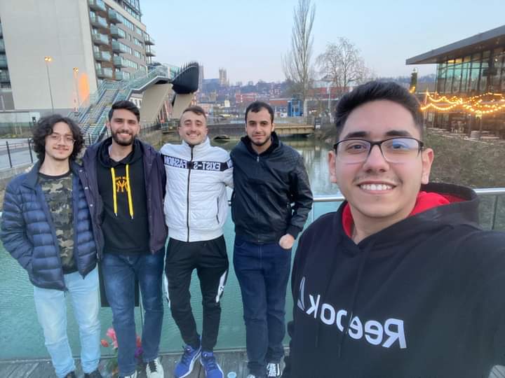 طلبة جامعة العلوم التطبيقية سفراؤها في الخارج...