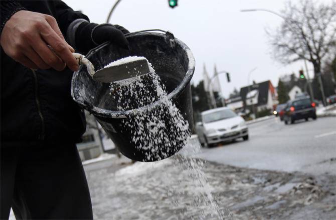 الأشغال العامة تحذر وتنشر ارقام الطوارئ