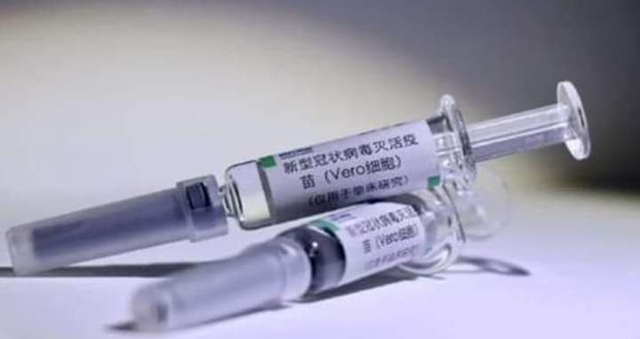 من هم الأشخاص الذين يحتاجون جرعة رابعة من اللقاح؟