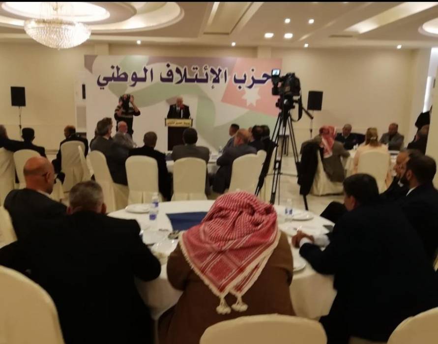 الائتلاف الوطني يكرم أعضاءه الفائزين بانتخابات الادارة المحلية