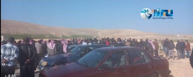 القوات المسلحة و قبيلة بني صخر تشيعان جثمان العميد الركن نزال فنخير الجبور ...فيديو